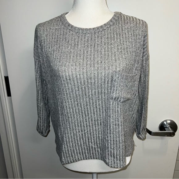 Skylark Three Quarter Sleeve Tee Gray - Picture 1 of 4